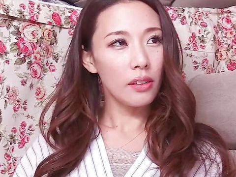 Japanese Nudes presents: Picking up first-class lady. a rich, beautiful, mature woman japan vol. 21