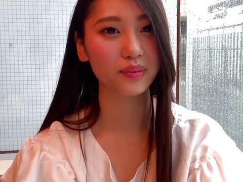 Japanese Nudes presents: press a transparent girl who is weak in pushing and put it in the hotel! it looks strong, but when i talk,