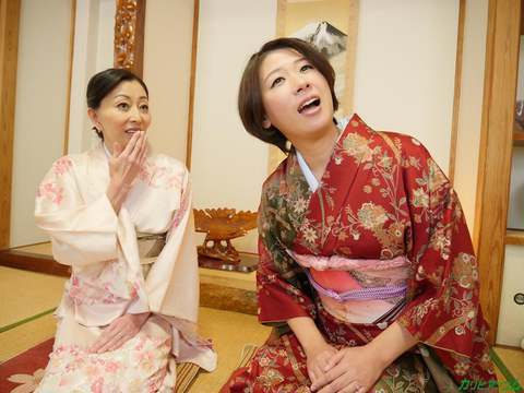 Japanese Nudes presents: - kimono beauty x2 and 3p messy! yuriko hosaka sachiko takashima