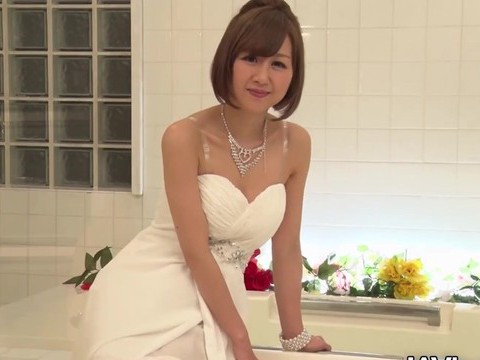 Japanese Nudes presents: Aona kozue likes fucking in the shower
